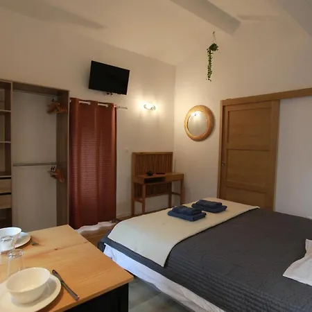 Chez Maggy Et Leon Appartement Chambonas Buitenkant foto